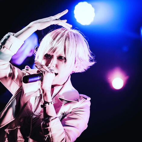 AE9A81E5-F8A8-45F6-8D39-95D21D806046